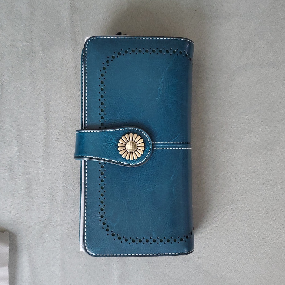 Blue Women's Wallet - Picture 2 of 7